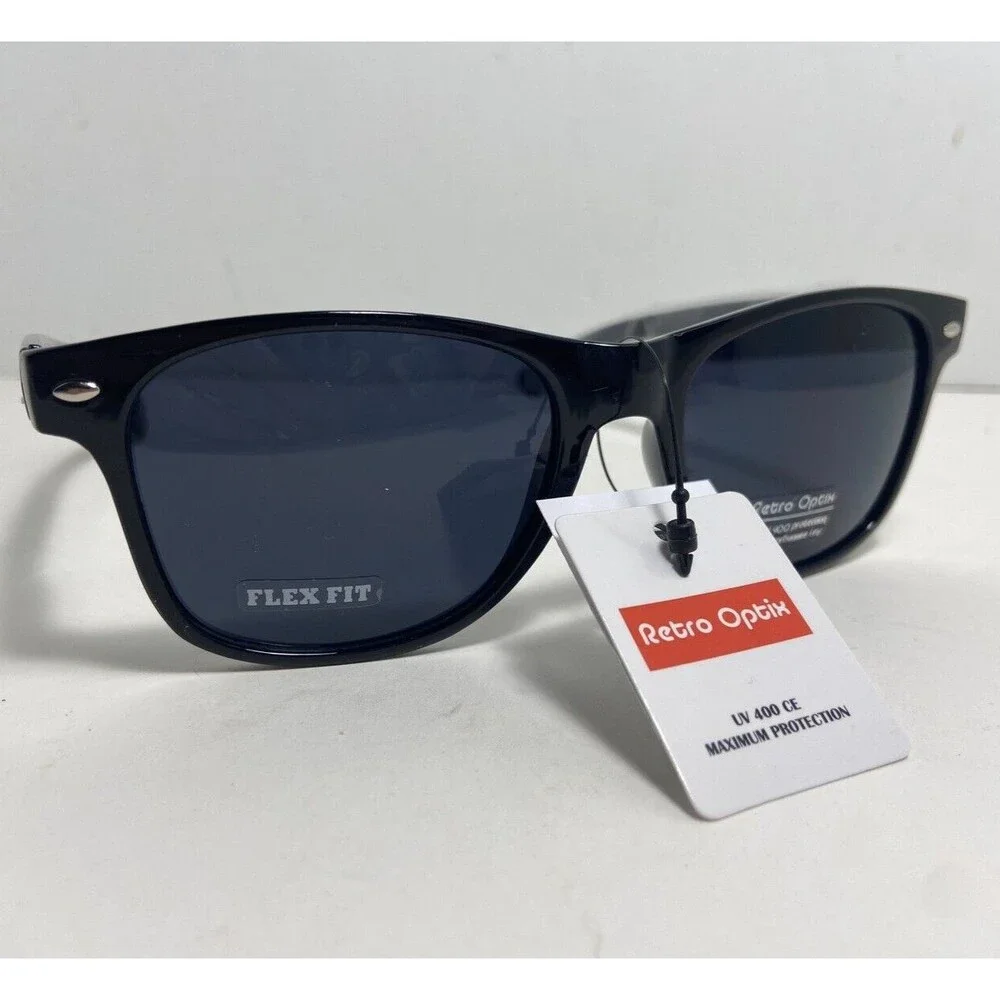 Retro Optix Classic Sunglases Plastic Shiny  Black Frames with Gray Lens NWT